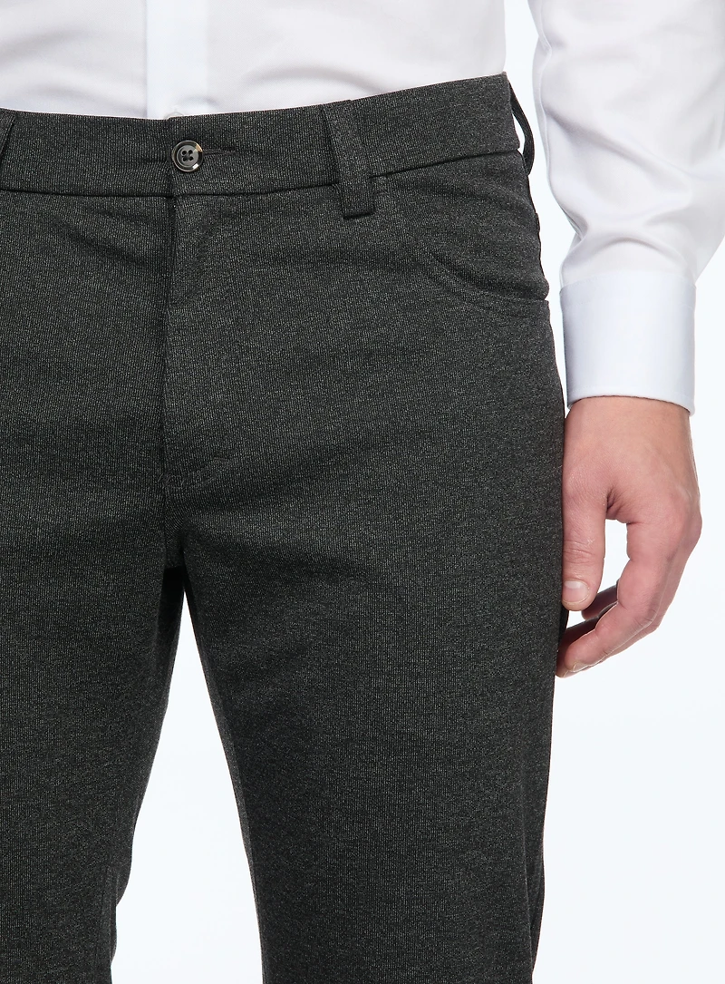 Pantalon habillé à effet strié