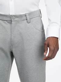 Pantalon habillé en tricot gris