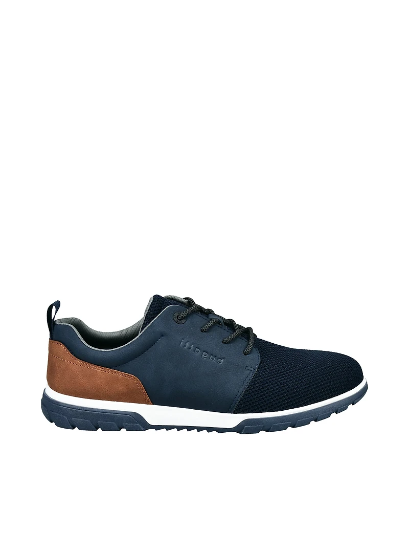 Chaussures bleues et cognacs