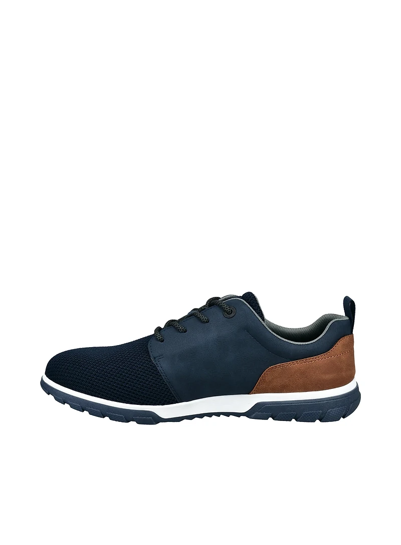 Chaussures bleues et cognacs