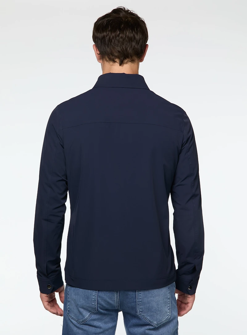 Manteau avec col en pointe