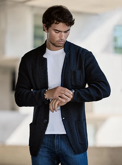Cardigan marine en tricot