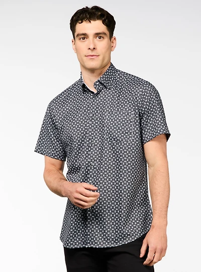 Chemise noire à motif mosaïque