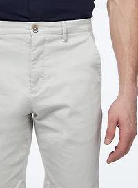 Solid Five Pockets Bermuda
