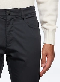Chino à motif de micro diamants