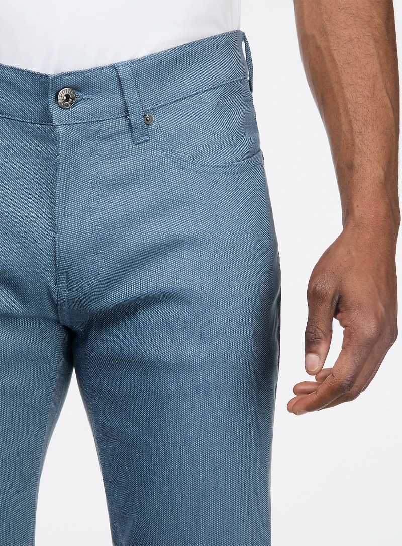 Chino en coton à micro texturé