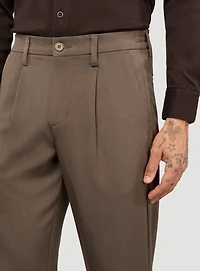 Pantalon à plis