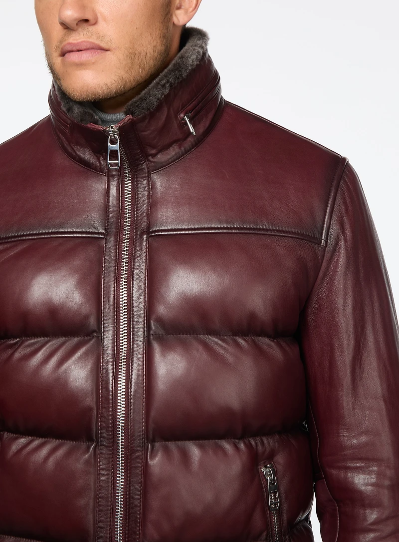 Manteau en cuir matelassé bourgogne
