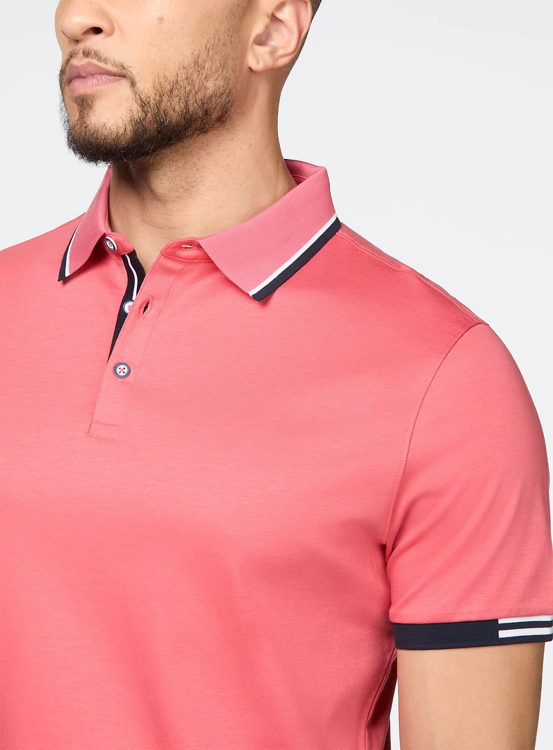 Polo à détails contrastants