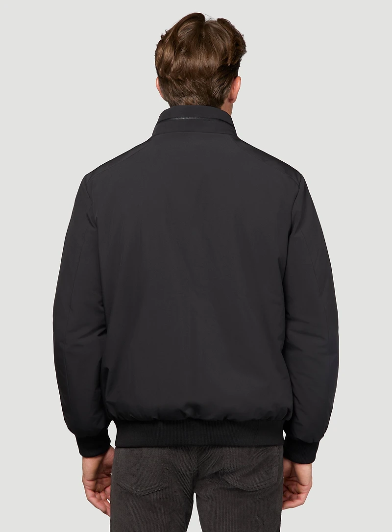 Manteau léger hydrofuge