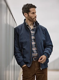 Manteau léger hydrofuge