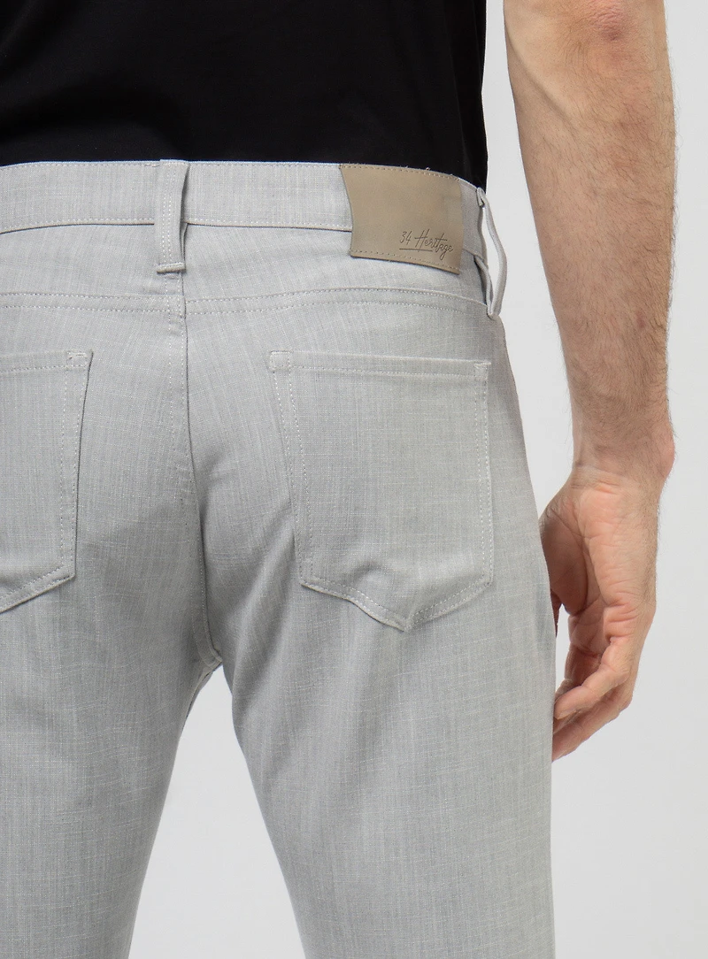 Chino 'Courage' en sergé gris