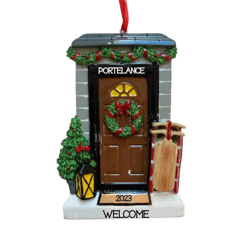 Elegant Brown Door Ornament