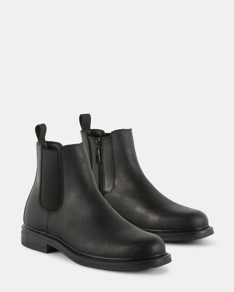 LEANDRO BLACK LEATHER
