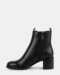 MALLORY BLACK LEATHER