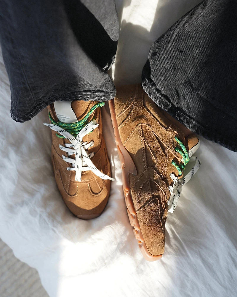 AZIEL TAN SUEDE