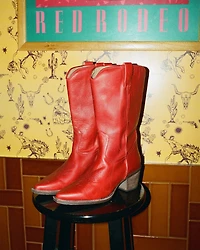 ALBANY RED LEATHER