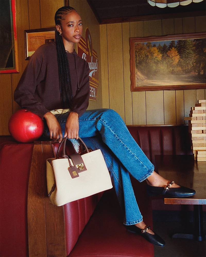 POPPIN BLACK LEATHER