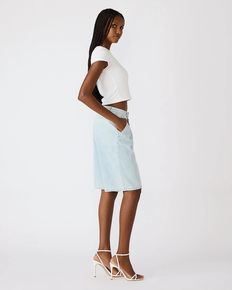 IVANA SHORT LIGHTWEIGHT DENIM