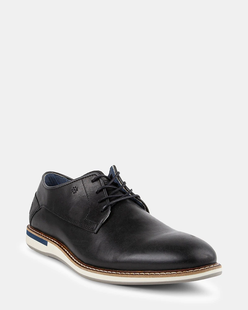 BYRUM BLACK LEATHER