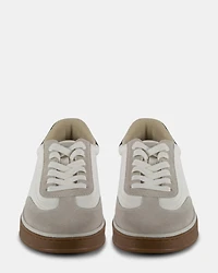 AUBURN WHITE