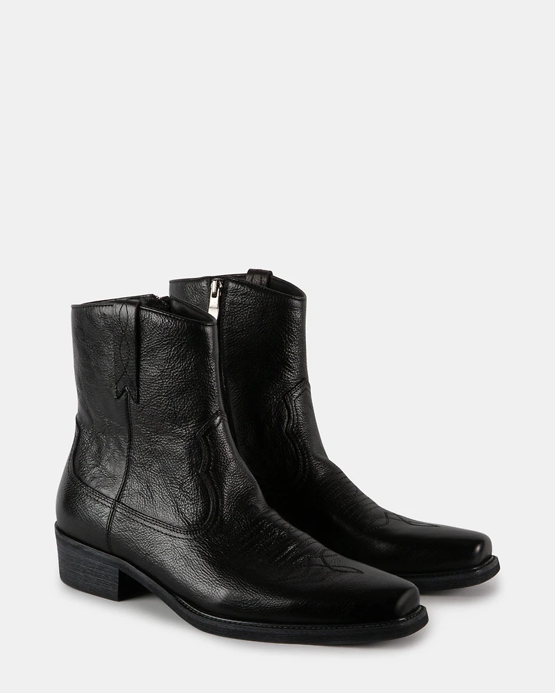 STERGIS BLACK LEATHER