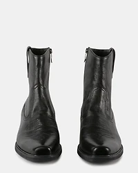 STERGIS BLACK LEATHER