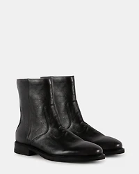 TRAVERSE BLACK LEATHER