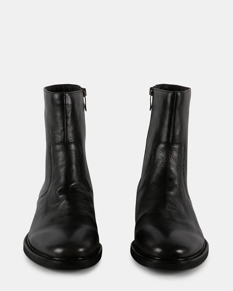 TRAVERSE BLACK LEATHER