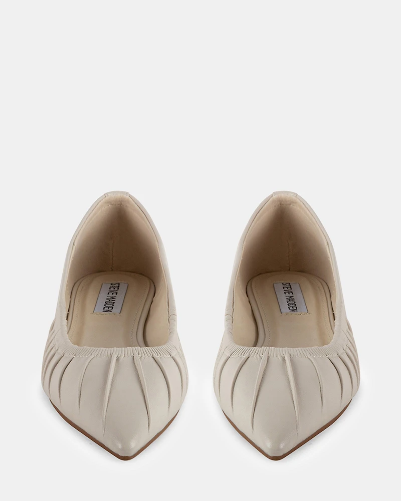 DARINGLY WHITE