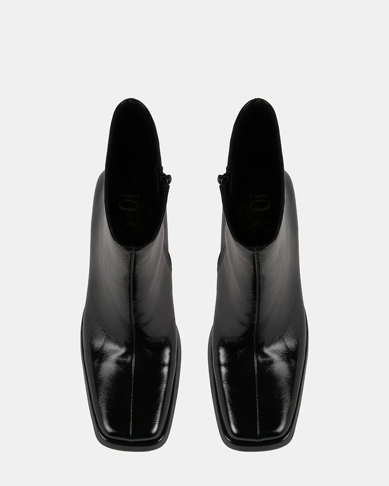CLEVER BLACK