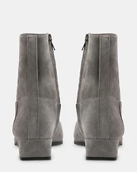 DUSTY GREY SUEDE