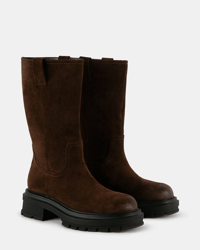 ROOST BROWN