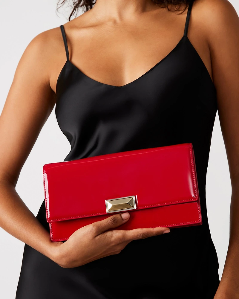 BMODEL RED PATENT