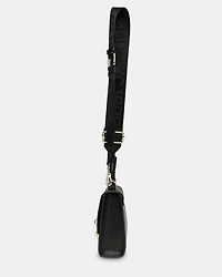 BTUCCA BLACK