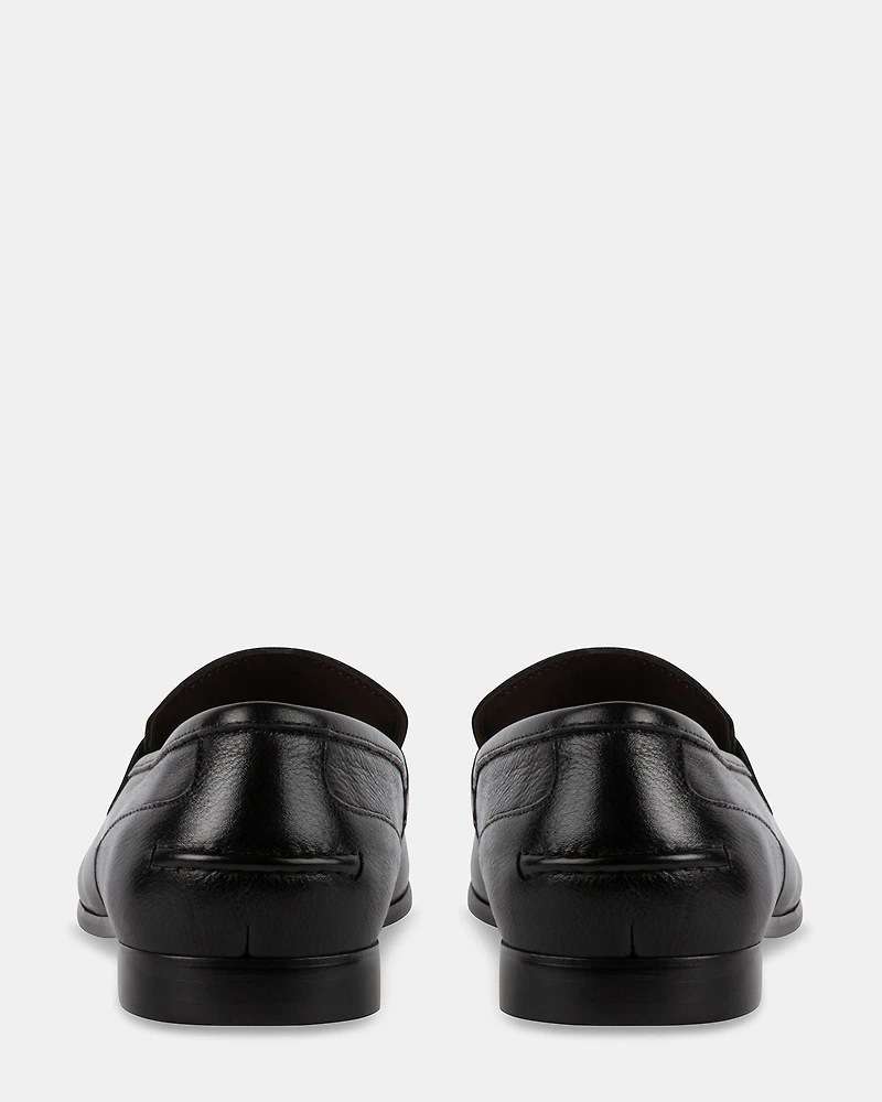 BANDERAS BLACK LEATHER