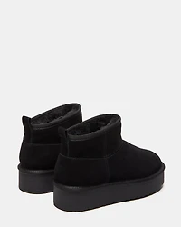 CRUE BLACK SUEDE