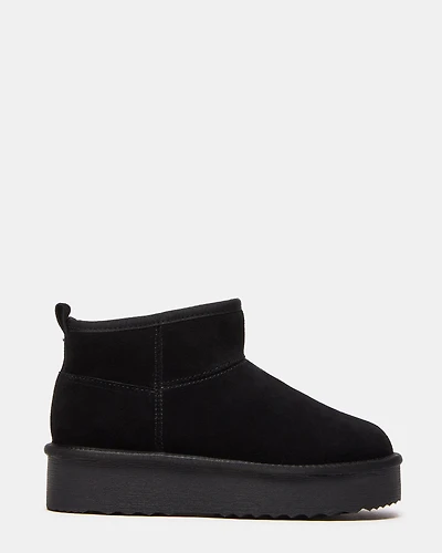 CRUE BLACK SUEDE