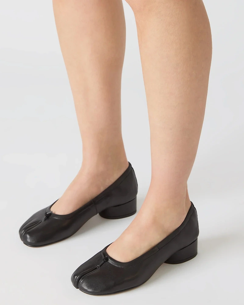CYRA BLACK LEATHER