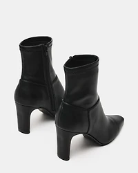 FENNY BLACK