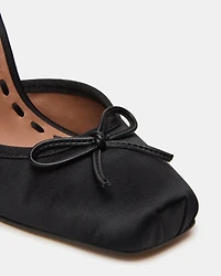 LARINA BLACK SATIN