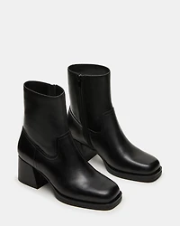 LATCHES BLACK LEATHER