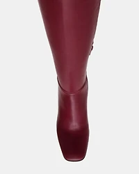 LIVAH BURGUNDY