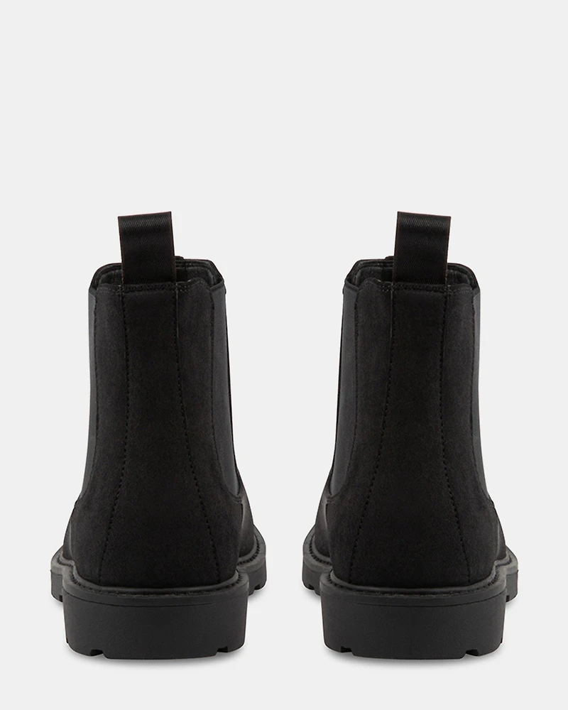 LUGARR BLACK