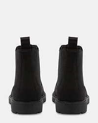 LUGARR BLACK
