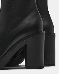 MESMERIZE BLACK