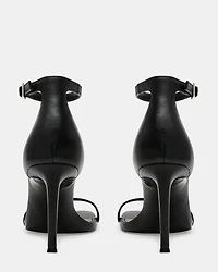 PIKED BLACK LEATHER