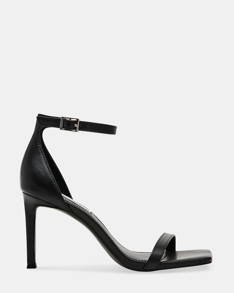 PIKED BLACK LEATHER
