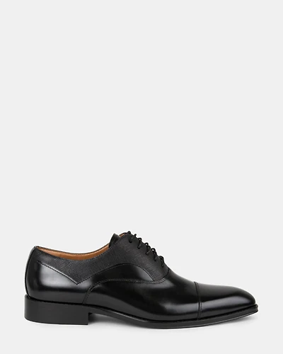 PLAKARD BLACK LEATHER