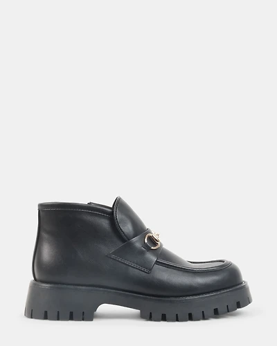 DERRA BLACK